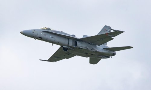 Finska: Srušio se borbeni zrakoplov, pilot se katapultirao