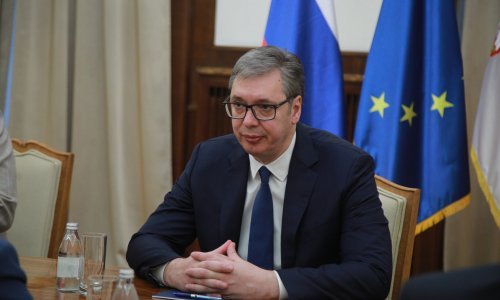 Vučić iz Bakua ipak odletio za Moskvu