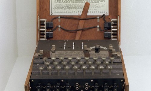 Nekad Enigma, danas AI: 'Računalna snaga današnjice fascinirala bi Turinga'