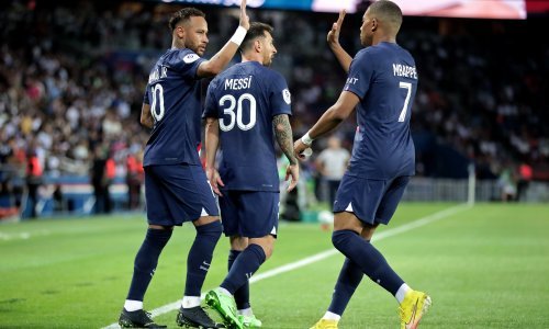 Iako nisu ni igrali, Messi, Neymar i Mbappe dobili 'pljusku' od engleskih legendi
