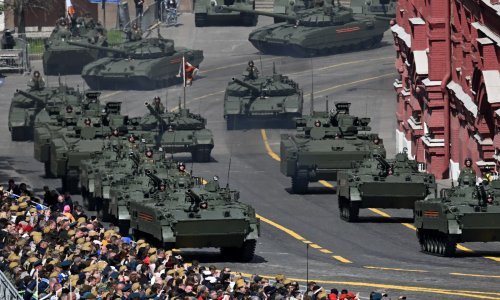 Završila vojna parada u Moskvi: Pogledajte što su sve Rusi pokazali za Dan pobjede