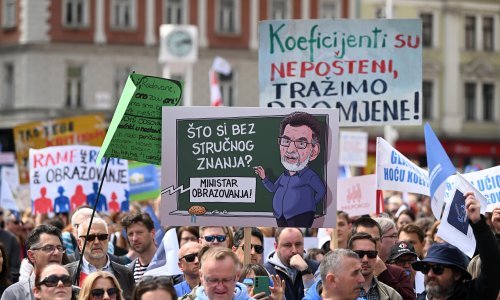 Stotine prosvjetara u centru Zagreba najavile daljnje korake: 'Idemo u štrajk u lipnju! Tražimo smjenu Fuchsa!'