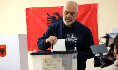 Edi Rama opet pobjeđuje na izborima u Albaniji