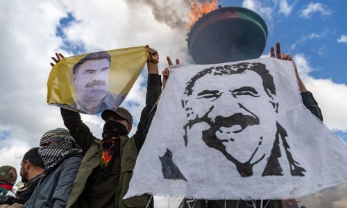 Kurdski PKK raspušta se i završava oružanu pobunu u Turskoj