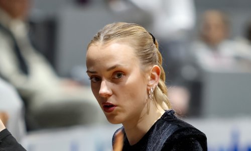 Nevjenčana supruga našeg umirovljenog nogometaša osvježila look; ovako sad izgleda