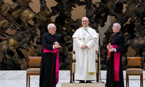 Papa Lav telefonom razgovarao sa Zelenskim; stigao poziv za posjet Ukrajini