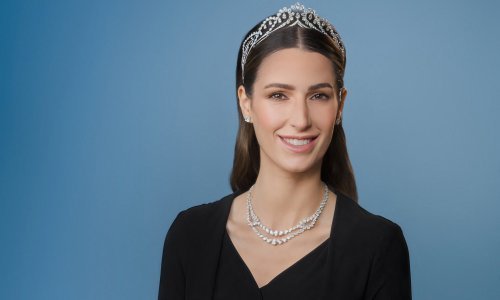 Fantastičan look: Princeza Rajva blistala u glamuroznoj kreaciji srpske dizajnerice