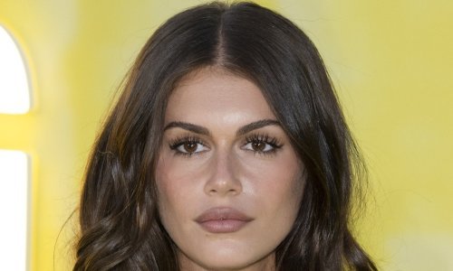 Lijepa Kaia Gerber ne krije zaljubljenost, snimljena u poljupcima sa sinom slavnog glumca