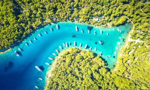 Ovaj predivan hrvatski otok i strani turisti stavili su visoko na listu želja