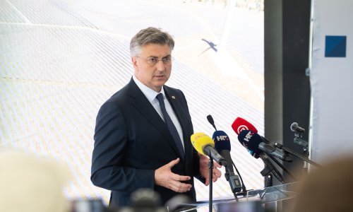 Plenković: Afera Hipodrom pokazala da su maske pale