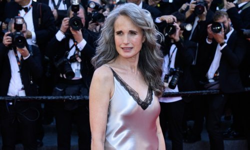 Klasik iz 90-ih: Andie MacDowell očarala u haljini koja ne trpi nesavršenosti