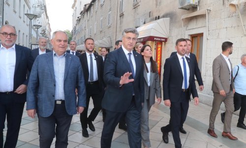 Plenković podržao HDZ-ovce u Splitu, komentirao i Šipićevu izjavu