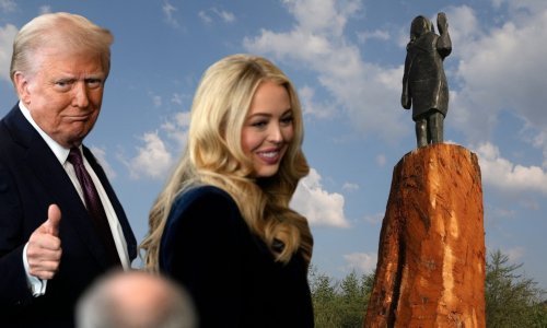 Melania ostala bez kipa u Sloveniji, a Donald Trump opet je postao djed