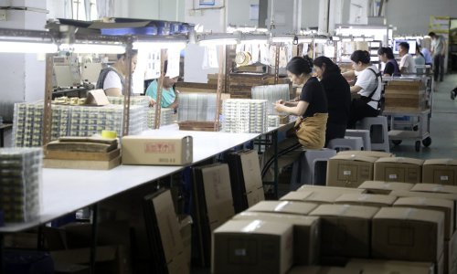 Niže carine ublažile prijetnju masovnih otkaza u Kini, no problemi ostaju: 'Jedva si mogu priuštiti hranu'