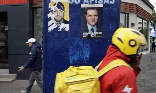 Umjereni matematičar protiv tvrdog desničara, pobjednik će odrediti u kojem smjeru ide Rumunjska