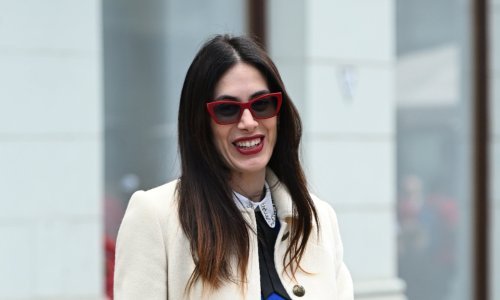 Špicom prodefilirali poznati: Pažnju je privukao osmijeh glumice iz 'Kumova'