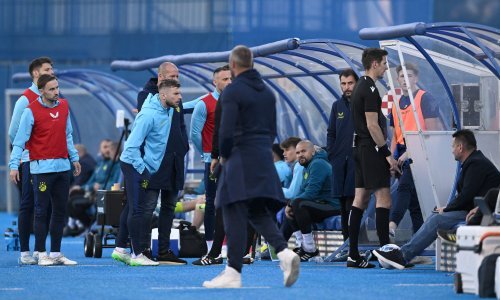 Pogledajte što su radili Petković, Ristovski i Rog dok je Strukan provjeravao penal za Dinamo