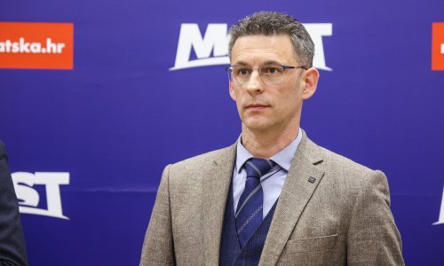 Petrov 'podvukao crtu': Gradonačelnik Sinja Miro Bulj pobijedit će u drugom krugu