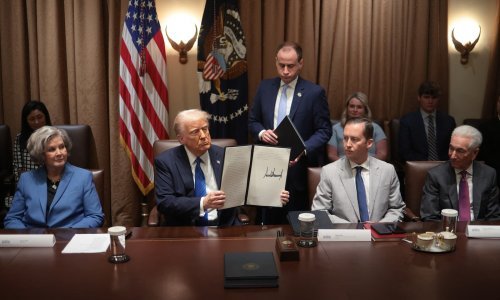 Nevjerojatno: Trump pomilovao oca svog zeta, od danas je ambasador u Parizu