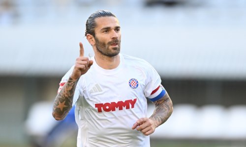 Marko Livaja pokazao je srednji prst navijačima Rijeke, a sad strepi od moguće kazne