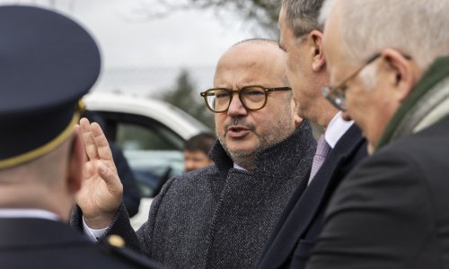 Srce Europe grca u problemima: Ministar predlaže taktiku VIP - 'very irritating police'