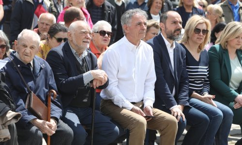 Kako su glasali Srbi? U Krnjaku SDSS izbacio načelnika pa izgubio, Burza za dva glasa pobijedio Travicu