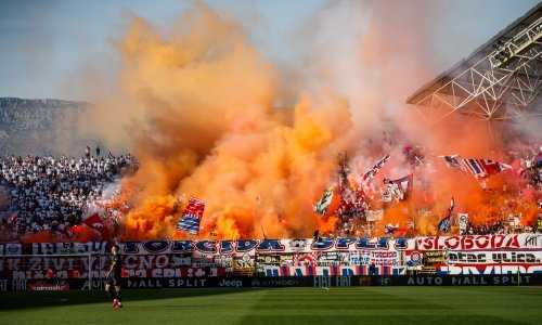 Poznati YouTuber koji obilazi derbije naklonio se BBB-ima i Torcidi