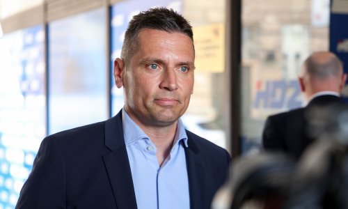 Odlazi još jedan državni tajnik: Vlada iza zatvorenih vrata razriješila Bačićevog pomoćnika