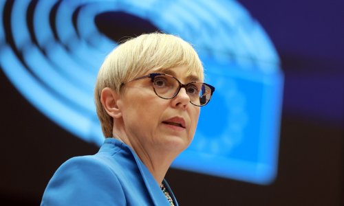Emotivna slovenska predsjednica: 'Platila sam svoju glupost slomljenom kosti. Zaustavite hajku!'