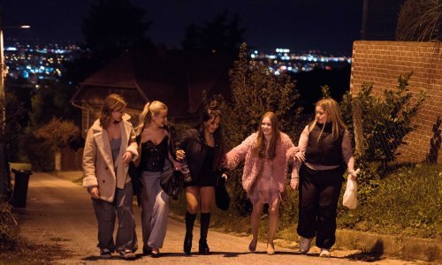 HTV-ova hit serija za mlade 'Sram' premijerno na velikom platnu