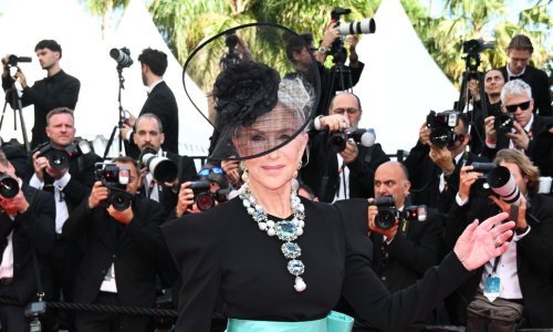 Svima je očitala lekciju: Na pragu 80-e Helen Mirren je sve iznenadila, a o ovoj ogrlici svi pričaju
