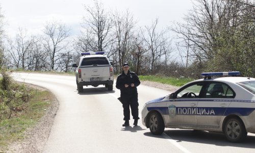 Pucnjava kod granice: Migranti pucali na srpsku policiju, jedan ubijen