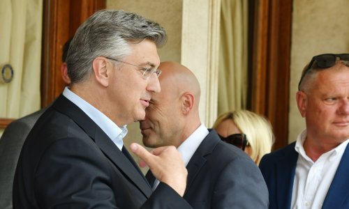 HDZ-u nakon izbora skočila podrška, evo kojim strankama pada