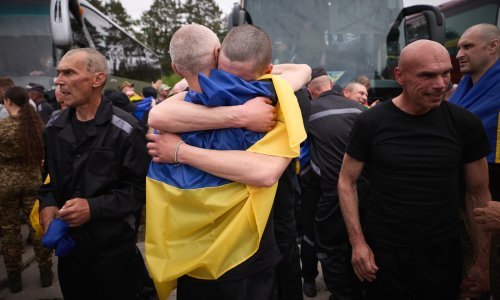 Usred ruskih napada Kijev i Moskva dovršili povijesnu razmjenu zarobljenika