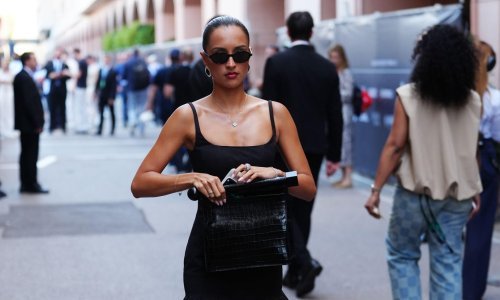 Modna kraljica Formule 1 ukrala je svu pozornost u hit haljini sezone