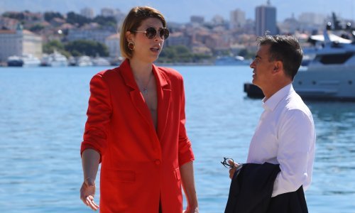 Blanka Vlašić u izlasku: Ležerno izdanje upotpunila tenisicama New Balance i torbom Louis Vuitton