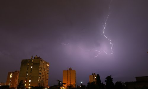 Navečer pljuskovi s grmljavinom - evo koja su upozorenja na snazi