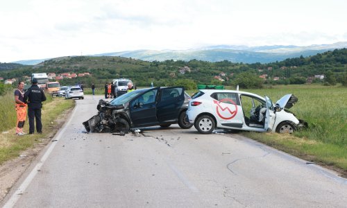 Nesreća kod Sinja; sudarila se četiri vozila, ima ozlijeđenih