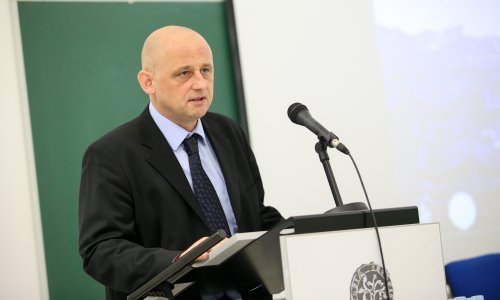 Grčević: Hrvatski jezik u BiH treba biti dio nacionalnog plana jezične politike u RH