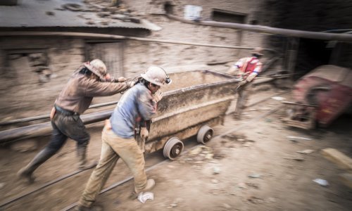 Krvavi sukobi u utrobi zemlje: Masakri, nestanci i milijarde u igri