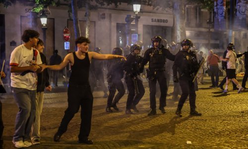Tučnjave i kaos po Parizu nakon pobjede PSG-a! 'Barbari su izašli na ulice'