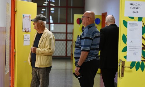 DIP potvrdio da je bilo više incidenata: 'Radio je nered, uzimao glasačke listiće'