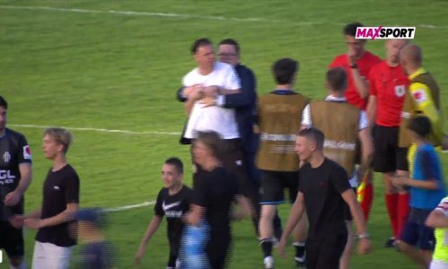 Pogledajte neviđene scene; navijači u terenu, a trener Opatije divlja na suce i jedva ga odvlače