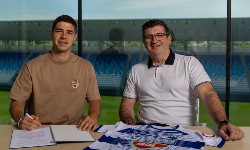 Osijek predstavio prvo pojačanje; na Opus Arenu je stigao bugarski reprezentativac