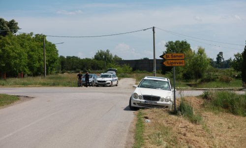 Nadrogirani bježali po autocesti, jedan gurnuo policajca s 3,70 metara visine