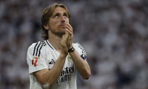 Legenda napala Milan zbog Modrića: 'S 40 godina može igrati samo honorarno'