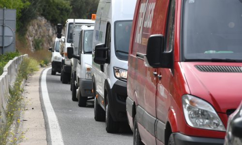 Vozači oprez, gužve i zastoji zbog radova na cestama