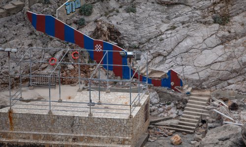 Dubrovnik zatvorio poznatu plažu u srcu grada: Ljudima prijeti opasnost