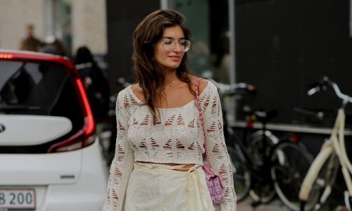 Tako nosiva i elegantna: Suknja s ovim detaljem apsolutni je hit sezone