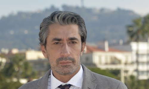 Teška životna priča turskog Georgea Cloneyja: Iz pakla ovisnosti ga spasila supruga